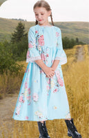 Colonial Girl Regency Dress Bonnet Shawl