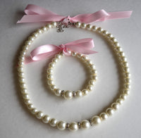 pearl necklace bracelet