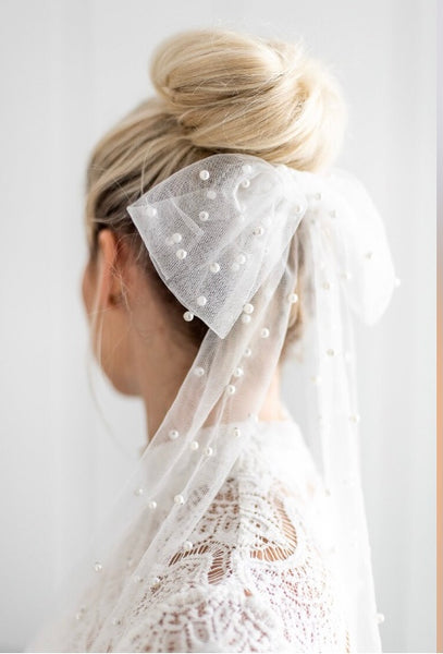 Pearl Bridal Hair Bow. Alternative Veil, Wedding Bow, Tulle Pearl Veil,  Bride Veil Bow, Clip Hair Bow, Wedding Accessories Bride 